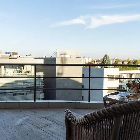 Amazing Views - Charming Penthouse & Aparment Διαμέρισμα Βουκουρέστι