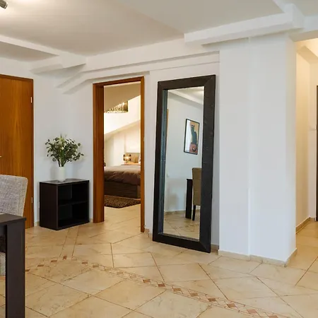 Διαμέρισμα Amazing Views - Charming Penthouse & Aparment *