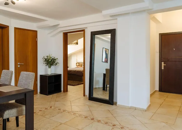 Apartment Amazing Views - Charming Penthouse & Aparment *