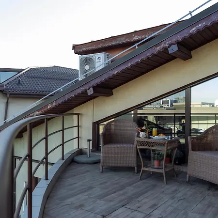 Amazing Views - Charming Penthouse & Aparment *