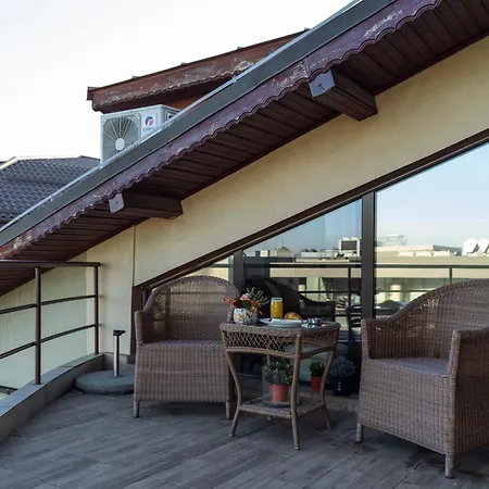 Amazing Views - Charming Penthouse & Aparment *