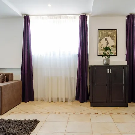 Amazing Views - Charming Penthouse & Aparment * Bukarest