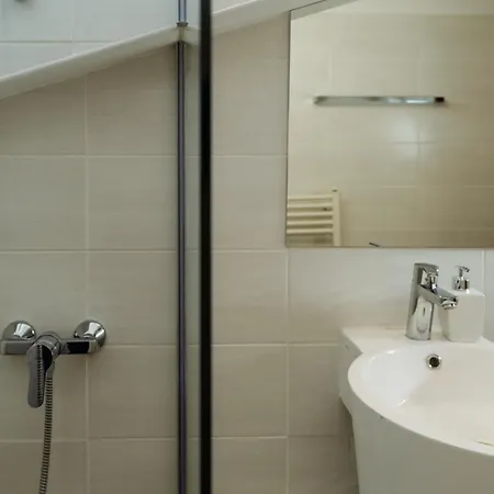 Amazing Views - Charming Penthouse & Aparment