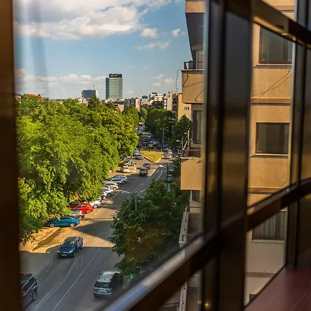 Amazing Views - Charming Penthouse & Aparment