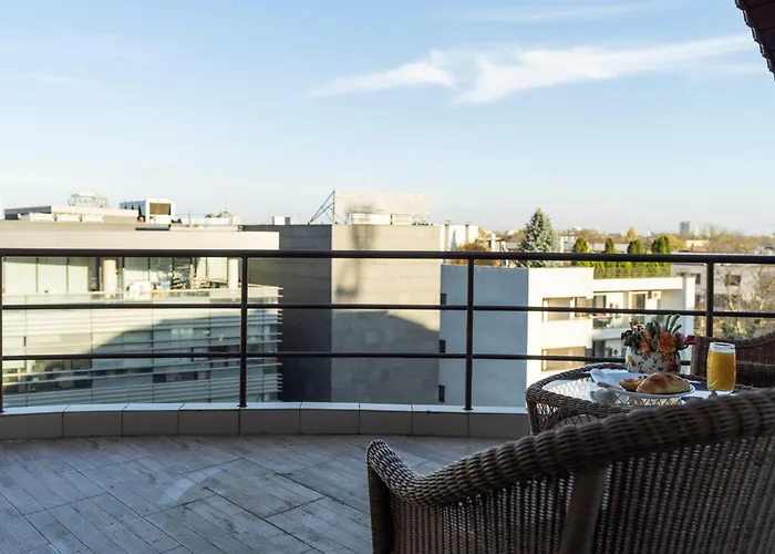 Amazing Views - Charming Penthouse & Aparment Appartement Boekarest