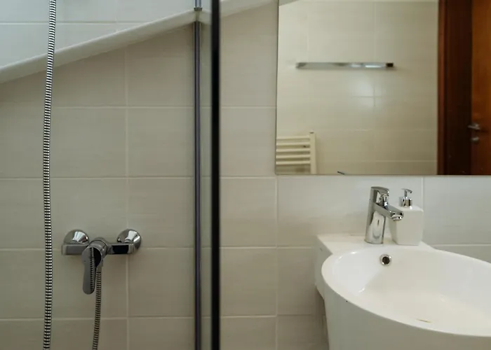 Amazing Views - Charming Penthouse & Aparment