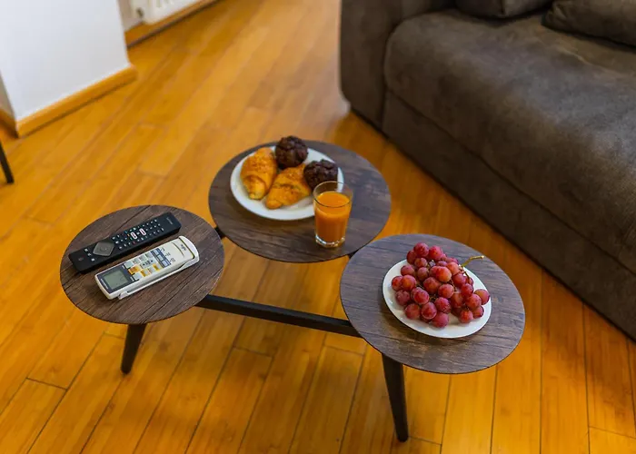 Amazing Views - Charming Penthouse & Aparment Bucareste