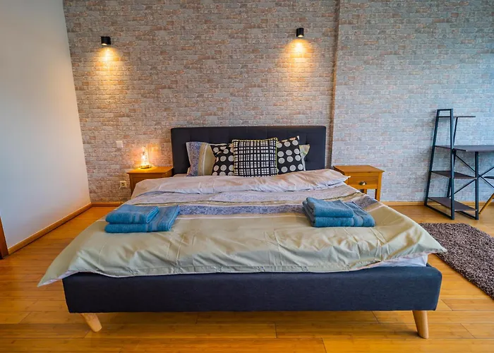 Amazing Views - Charming Penthouse & Aparment *