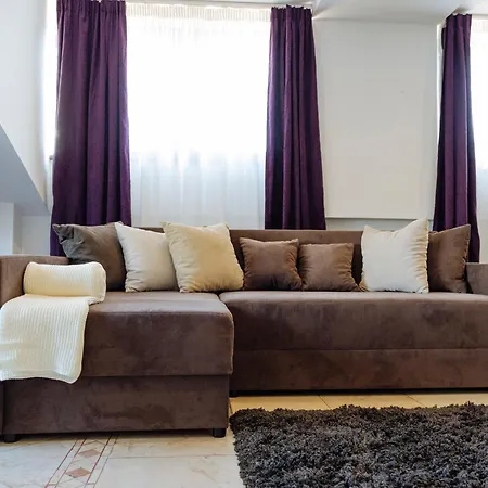 Amazing Views - Charming Penthouse & Aparment Βουκουρέστι