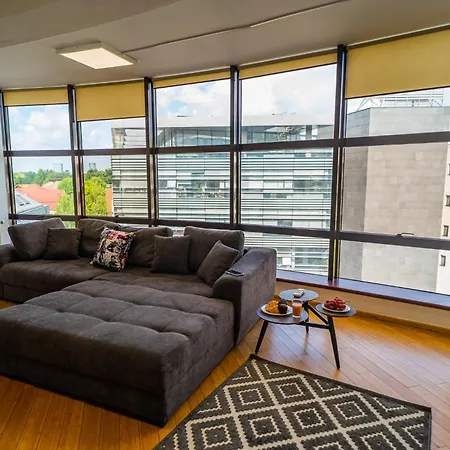 Amazing Views - Charming Penthouse & Aparment דירה *