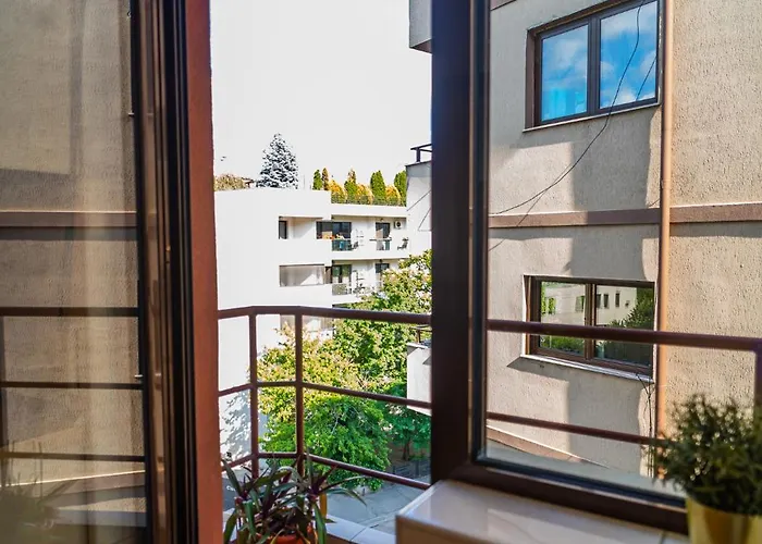 Amazing Views - Charming Penthouse & Aparment בוקרשט