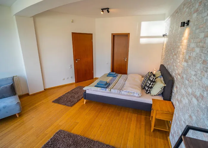 דירה Amazing Views - Charming Penthouse & Aparment *